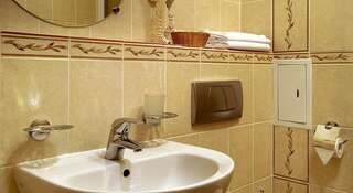 Гостиница Greenway Park Hotel Обнинск Улучшенный двухместный номер с 2 отдельными кроватями-2